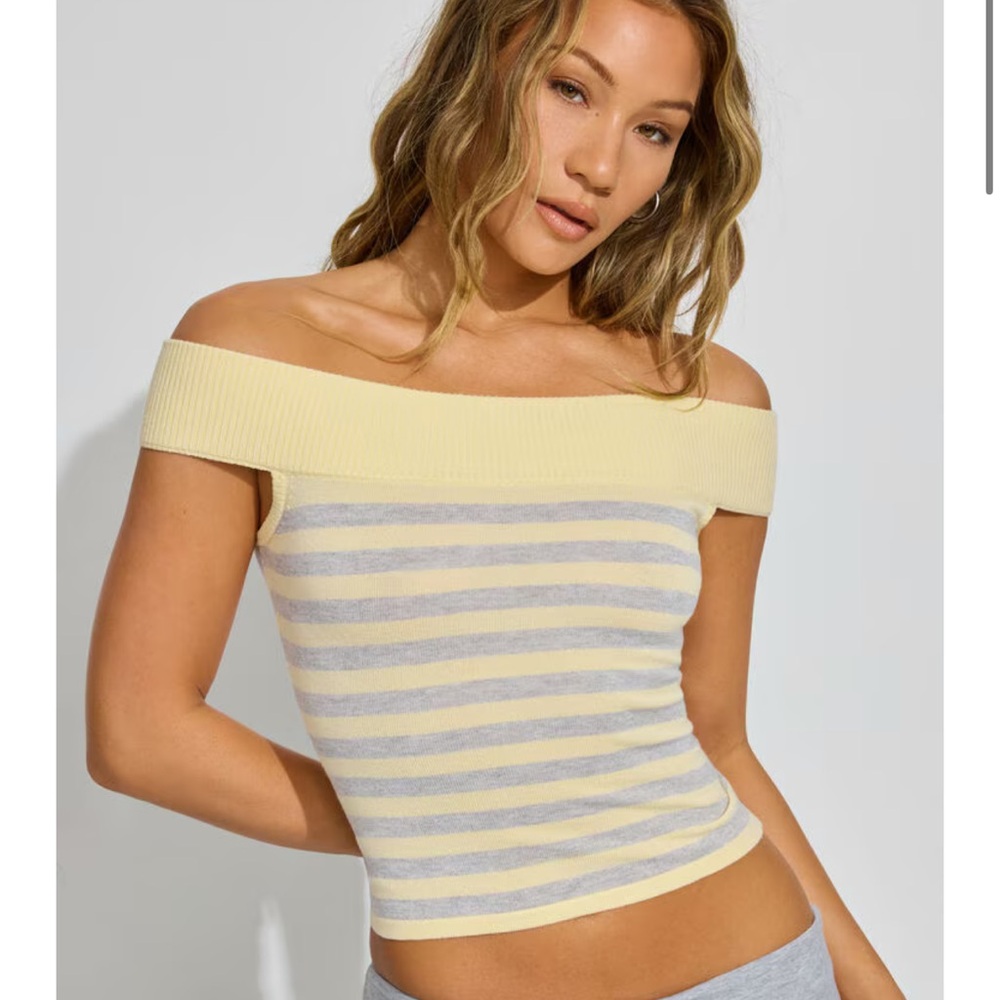 NWT Garage Fitted Off Shoulder Sweater Sleeveless Crop Stretchy Yellow Grey